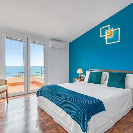Villa Infinity I Sea Views I Saltwater Pool I Jacuzzi I Bbq