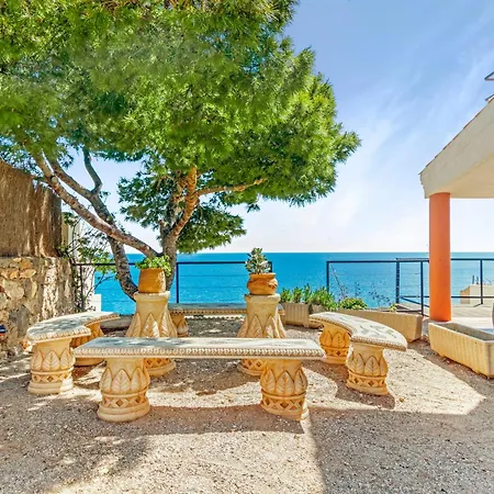 Villa Infinity I Sea Views I Saltwater Pool I Jacuzzi I Bbq *